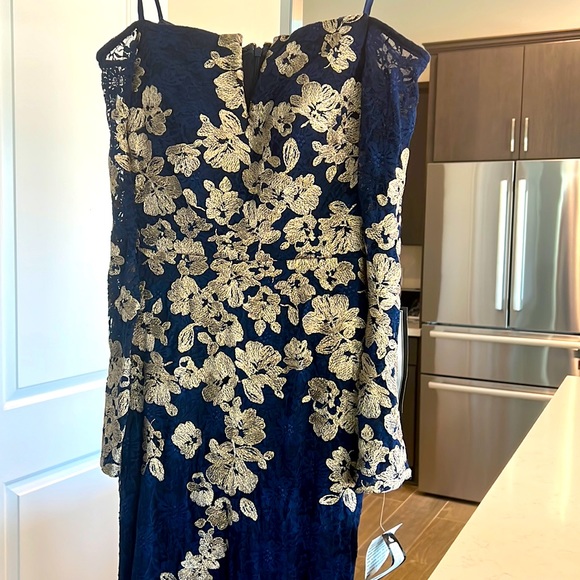 Brand: Escape.size 4. Brand new - Picture 1 of 3